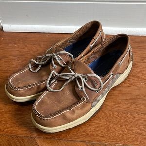 Sperry Topsider shoes